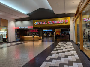 regal northtown mall reviews